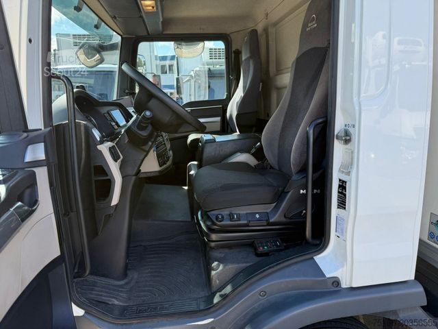 Refrigerator body van MAN TGL 8.220 BL Kühlkoffer 6,2 m LBW 1 T*THERMOKING