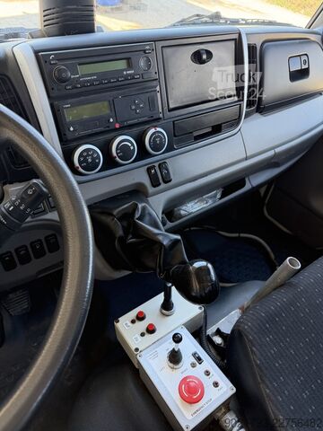Talvihuolto­kalusto Mitsubishi Fuso Canter