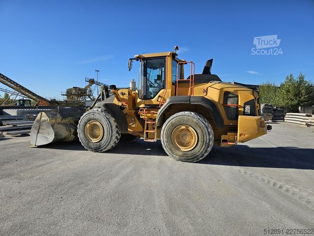 Kolesni nakladalnik VOLVO L 120 H
