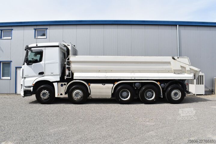 Billenő teherautó MERCEDES-BENZ Arocs 4451 10x4 E6 RET Motorschaden