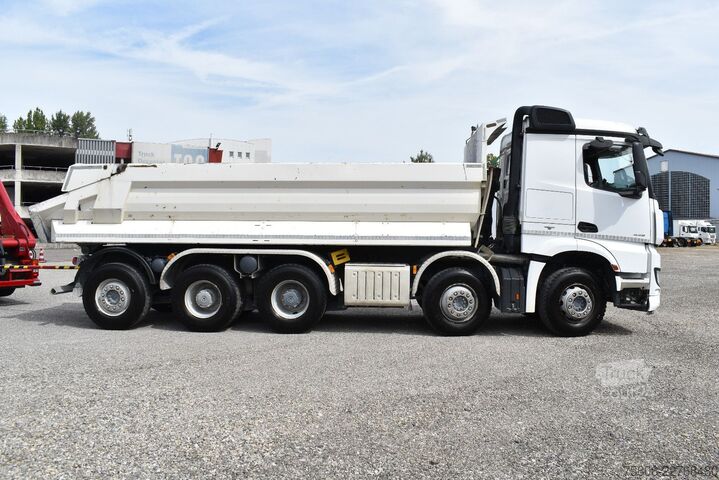 Billenő teherautó MERCEDES-BENZ Arocs 4451 10x4 E6 RET Motorschaden