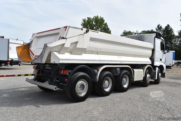Billenő teherautó MERCEDES-BENZ Arocs 4451 10x4 E6 RET Motorschaden