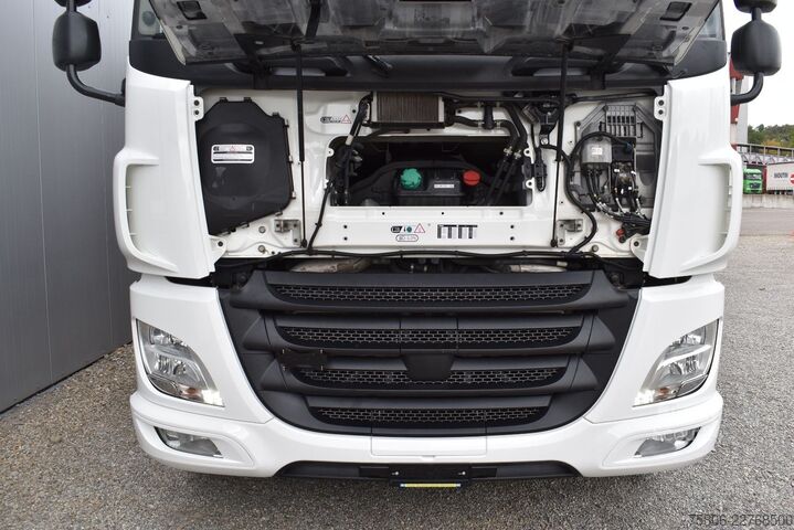 Camion cu platformă și prelată DAF CF 370 E6 4x2 Edscha LBW AHK