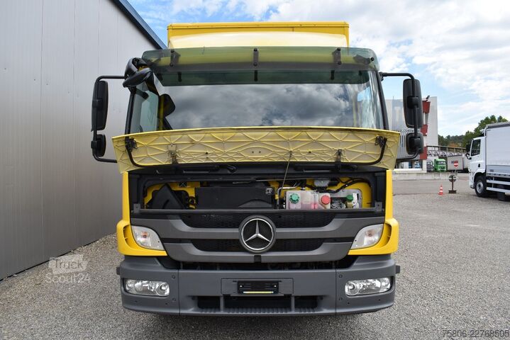 Skříňový nákladní automobil MERCEDES-BENZ Atego 1329 L  6-Sitze LBW