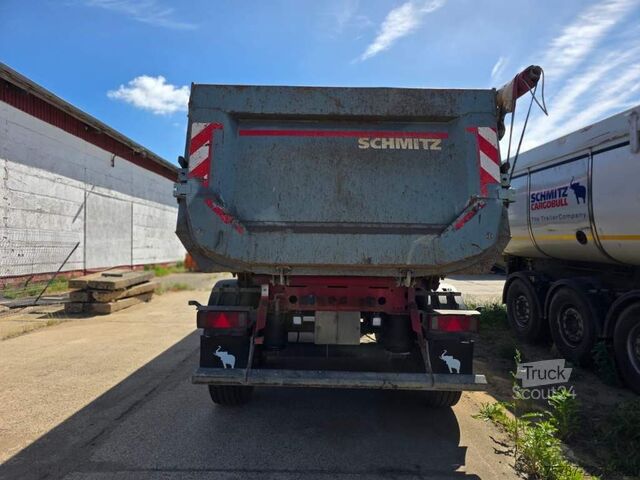 Semiremorcă basculantă SCHMITZ CARGOBULL ca. 26 cbm Hlabrund Hinterkipper, Lift