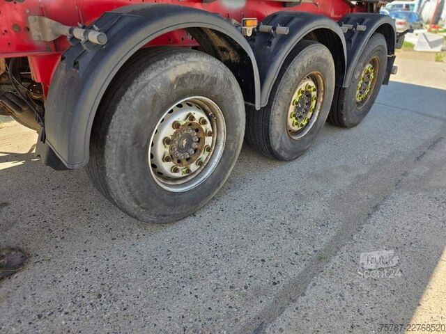 Semiremorcă basculantă SCHMITZ CARGOBULL ca. 26 cbm Hlabrund Hinterkipper, Lift