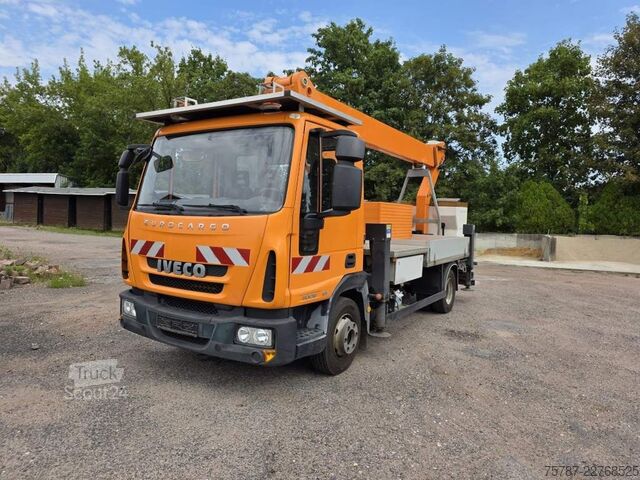 Platformă de lucru montată pe camion IVECO 80E80 Hubsteiger ESDA Typ TG 1800