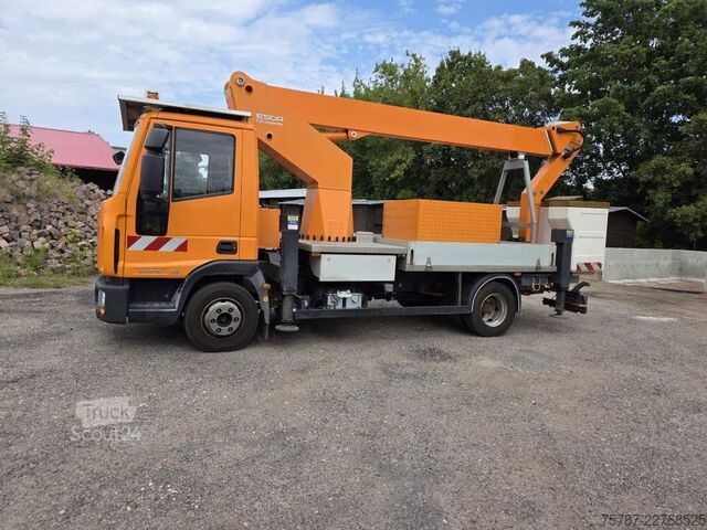 Platformă de lucru montată pe camion IVECO 80E80 Hubsteiger ESDA Typ TG 1800