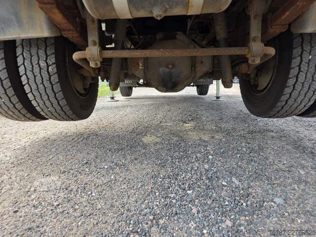 Platformă de lucru montată pe camion IVECO 80E80 Hubsteiger ESDA Typ TG 1800