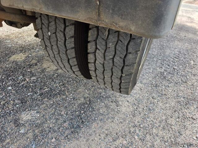 Platformă de lucru montată pe camion IVECO 80E80 Hubsteiger ESDA Typ TG 1800