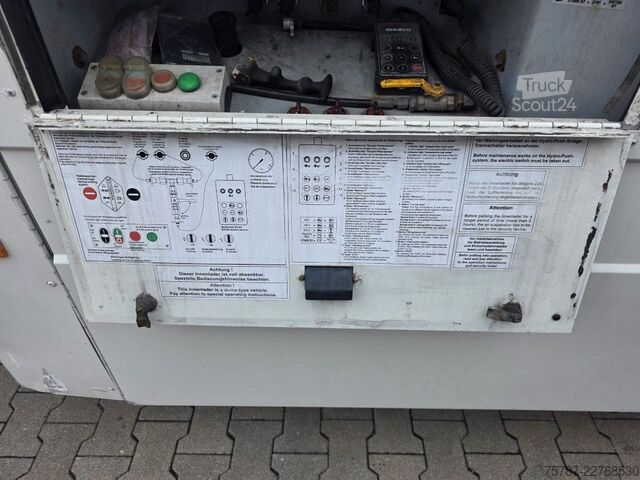 Semiremorcă LANGENDORF Innenlader Glas, Lift, deutsch, Strombetrieb