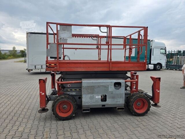 Platformă de lucru Skyjack SJ6832RT 4x4 Diesel, neuer Motor!!!