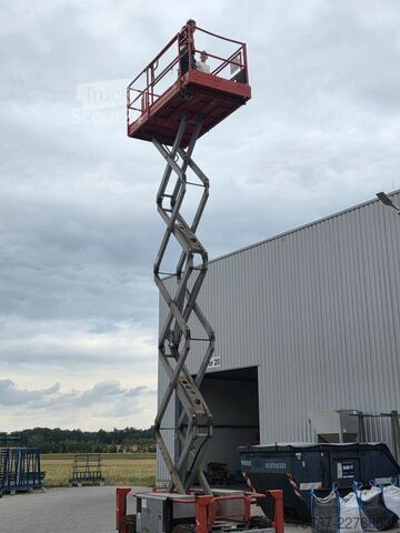 Platformă de lucru Skyjack SJ6832RT 4x4 Diesel, neuer Motor!!!