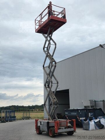 Platformă de lucru Skyjack SJ6832RT 4x4 Diesel, neuer Motor!!!