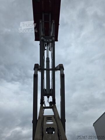 Platformă de lucru Skyjack SJ6832RT 4x4 Diesel, neuer Motor!!!