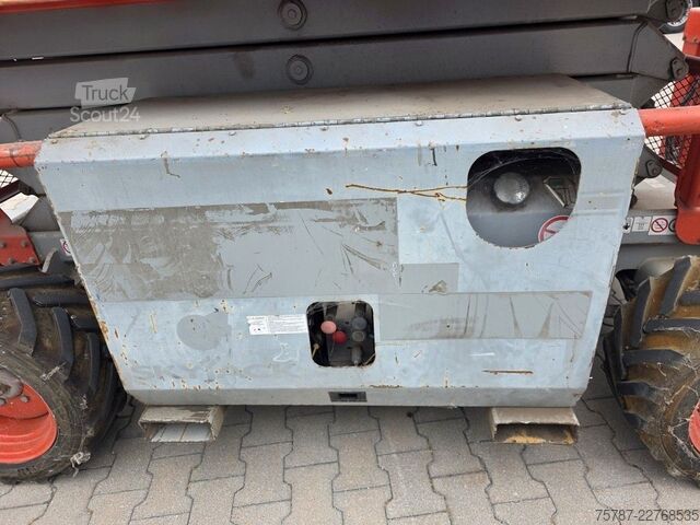 Platformă de lucru Skyjack SJ6832RT 4x4 Diesel, neuer Motor!!!