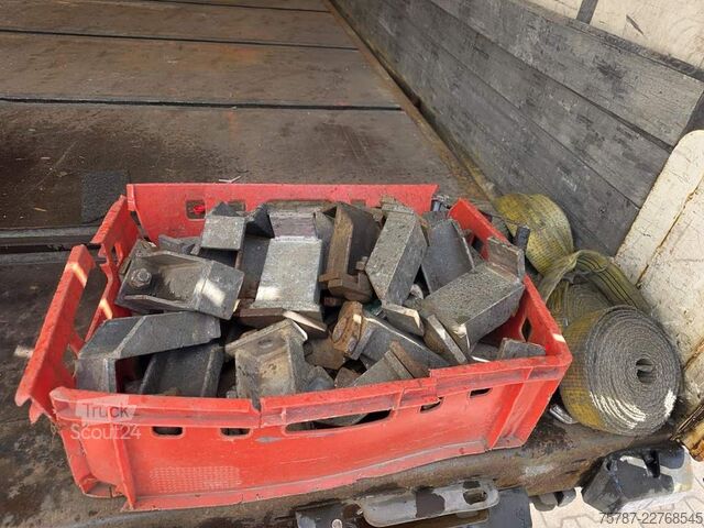 Semiremorcă deschisă cu prelată KRONE Gardine Lowliner, Joloda-Schienen, Hubdach