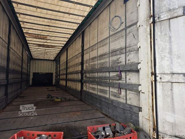 Semiremorcă deschisă cu prelată KRONE Gardine Lowliner, Joloda-Schienen, Hubdach