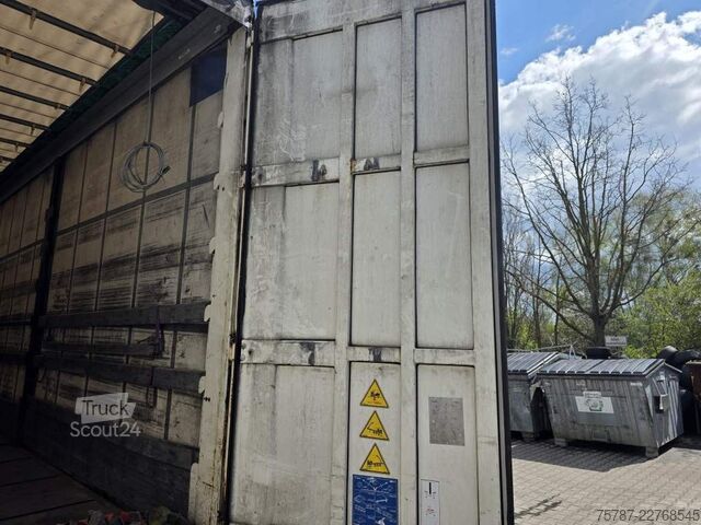 Semiremorcă deschisă cu prelată KRONE Gardine Lowliner, Joloda-Schienen, Hubdach