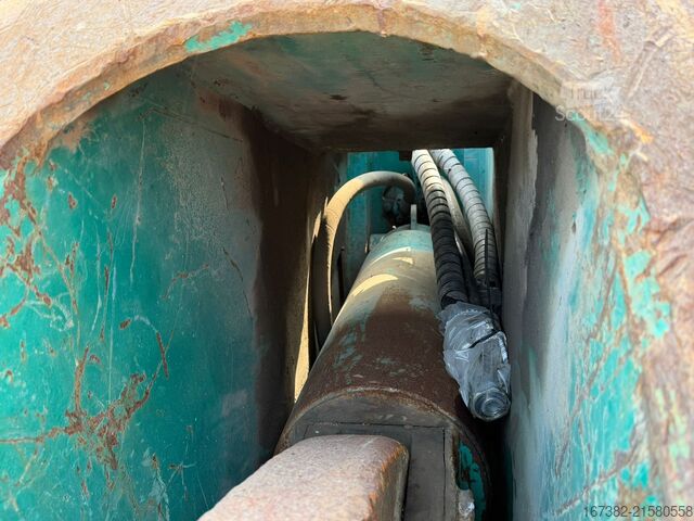 Excavator VTN Scrap shear C135