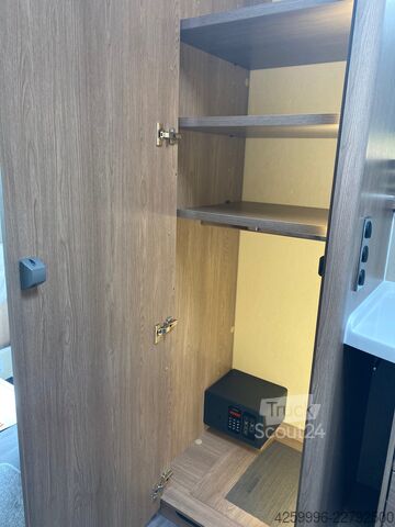 Integrisani kamper Morelo 85L,Klima,Hubst.,MwSt.,TV-Hubbett