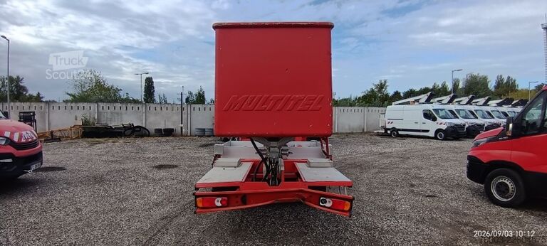 Skriňová dodávka Nissan Cabstar Multitel 160 ALU DS - 16m