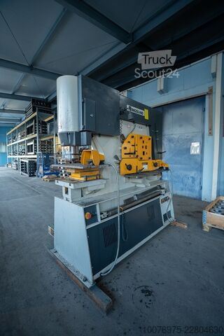 Gruma Nutzfahrzeuge GmbH Gruma Nutzfahrzeuge GmbH Gruma Nutzfahrzeuge GmbH
