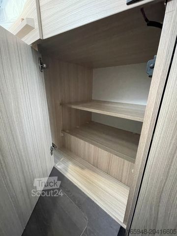 Teilintegriertes Wohnmobil GLUECKSMOBIL S 72DL *Hubbett*Face-to-Face