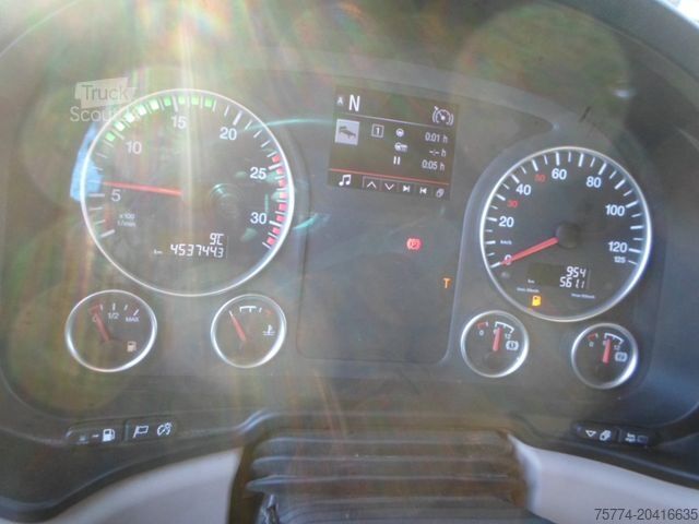 Standard tractor unit MAN TGX 18.500/ 4x4/HAD