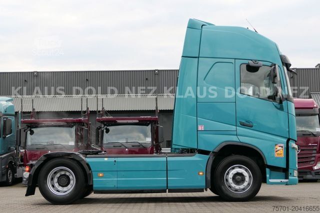 Standard tractor unit VOLVO FH 420 Globetrotter 2-Tanks Euro 6