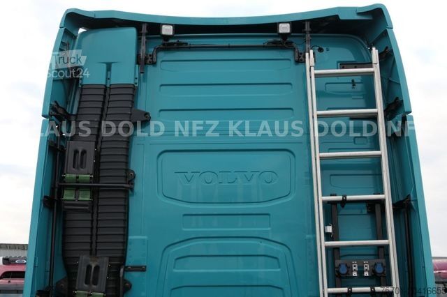 Standard tractor unit VOLVO FH 420 Globetrotter 2-Tanks Euro 6