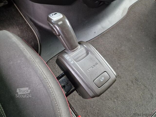 Refrigerated/frozen transport Volvo FH 13.500 Globetrotter XL 6x2 - Carrier Frigo B...