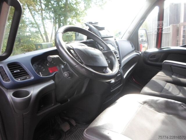 Skapbil IVECO 70 c 18/Koffer/Ladebordwand