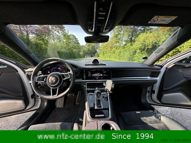 Minibus PORSCHE Panamera GTS Sport Turismo Pano/Headup/Softclose