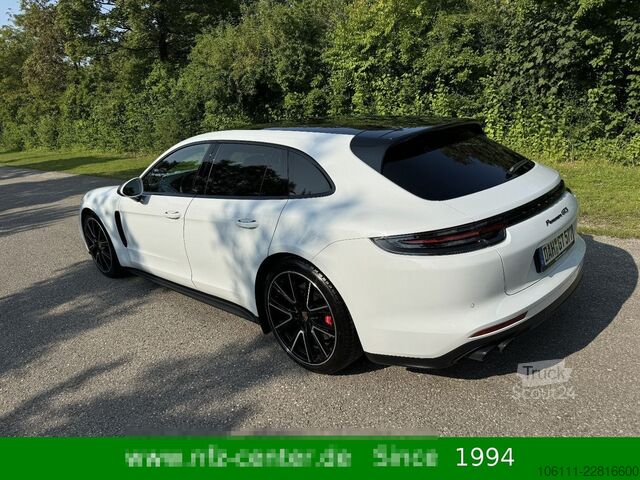 Minibus PORSCHE Panamera GTS Sport Turismo Pano/Headup/Softclose