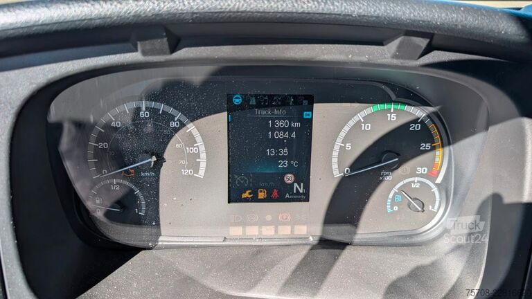 Chladený nákladný automobil MERCEDES-BENZ Atego 1624 Kühlkoffer Thermo King