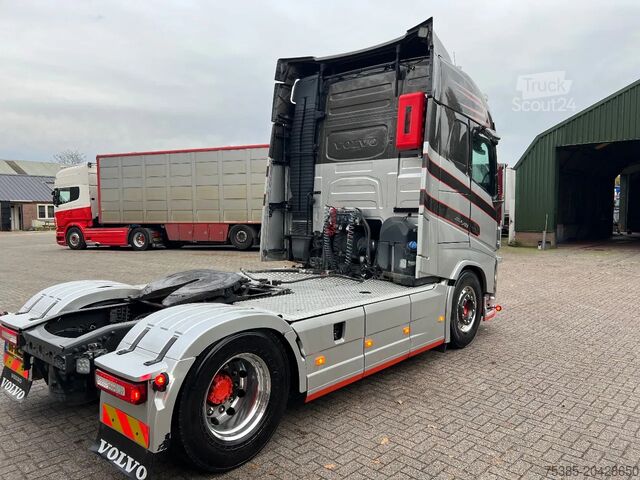 Standard-SZM Volvo FH 540 4x2 absolute full options