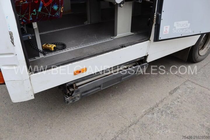 Minibus Mercedes-Benz Vario O813 / Lift / Euro 5 /