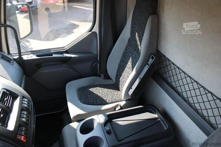 Box body DAF LF 45.160 + EURO 5 + LIFT +MANUAL +  7.5T