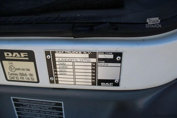 Box body DAF LF 45.160 + EURO 5 + LIFT +MANUAL +  7.5T
