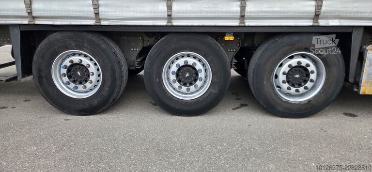 Tracteur routier standard Mercedes-Benz Actros 1848 LS