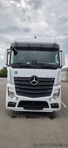 Tracteur routier standard Mercedes-Benz Actros 1848 LS