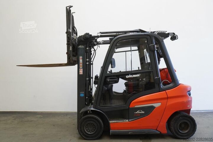 Iekrāvējs Linde H 25 T 1202