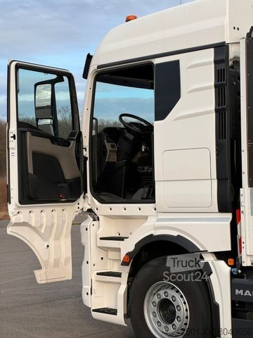 Żuraw samochodowy MAN TGX TG3 26.510 HMF Kran 5020K RCS + JIB