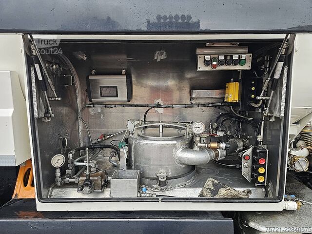 Танкер MAN 15.250 TGM 9000LTR FUEL +PUMP