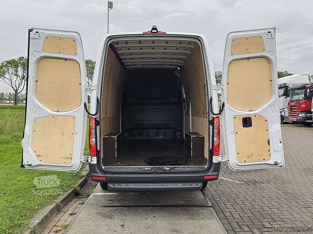 Універсал з високим дахом MERCEDES-BENZ SPRINTER 317 L3H2 Automaat MBUX10