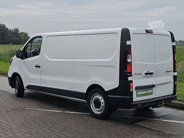 Универсал с высокой крышей RENAULT TRAFIC 2.0 DCI L2H1 Airco Trekhaak