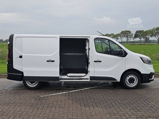 Универсал с высокой крышей RENAULT TRAFIC 2.0 DCI L2H1 Airco Trekhaak