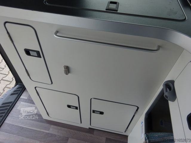 Asuntoauto FORD Nugget Plus 150PS Autm. Aufstelldach Navi AHK