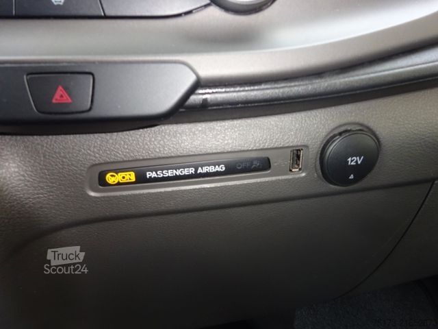 Asuntoauto FORD Nugget Plus 150PS Autm. Aufstelldach Navi AHK